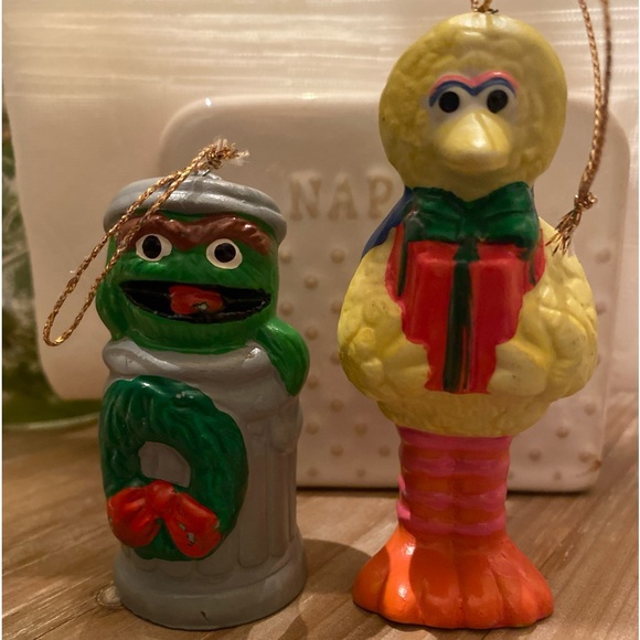Vintage ceramic Sesame Street ornaments, Big Bird and Oscar the Grouch - Picture 1 of 5
